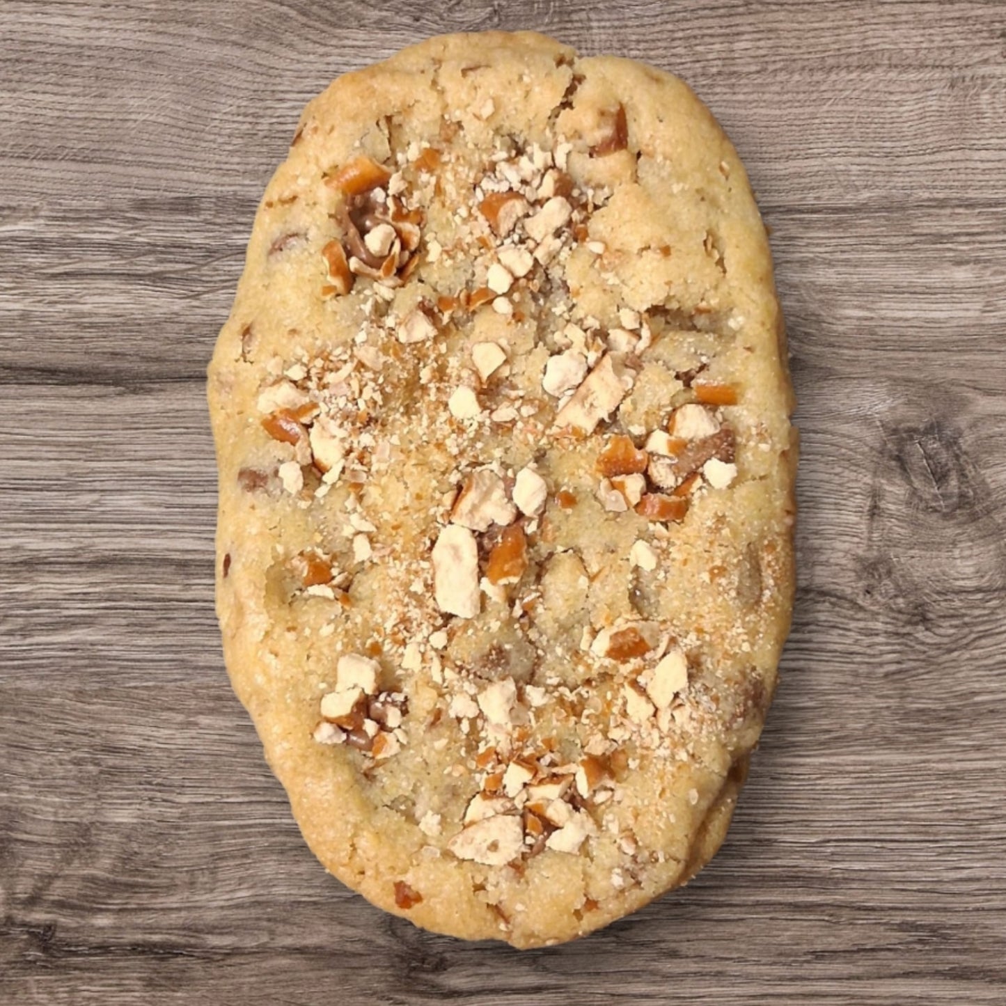 Chocolate & Pretzel Cookie